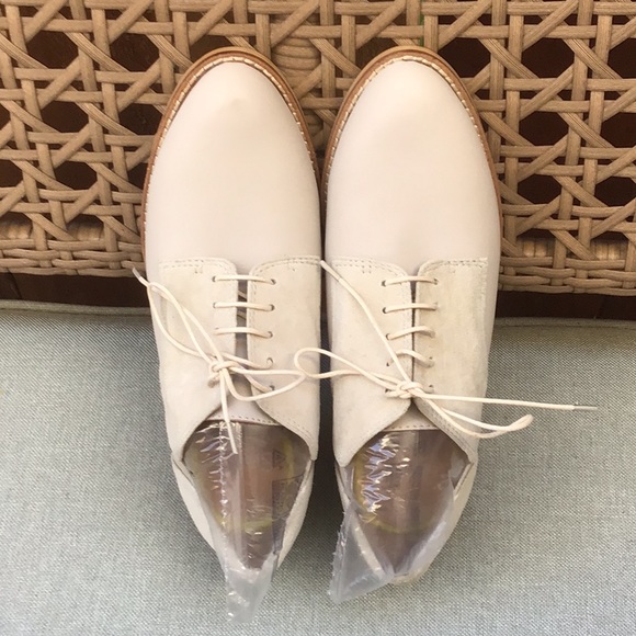 EUC SHELLYS LONDON Mix Leather Lace Up Oxford Shoes Low Heels Soft Beige Color - Picture 1 of 11